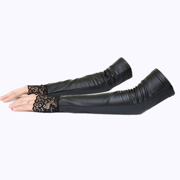 Gothik Dagar Faux Leather and Lace Fingerless Gloves